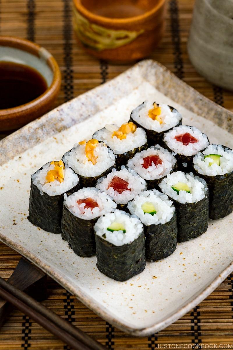 Tips⁢ for Choosing ‌the Freshest and Best Quality Sushi