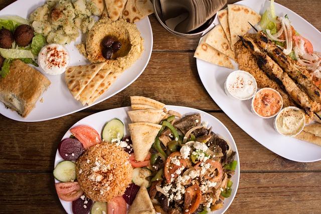 Indulging ⁢in the Vibrant Flavors of Greek ‍Street Food